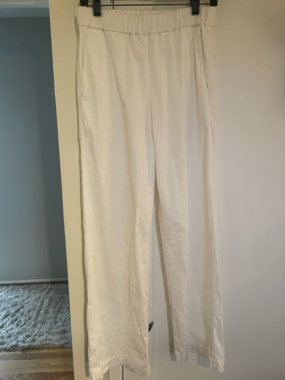 Velvet by Graham & Spencer white/cream women’s pull on pant with pockets